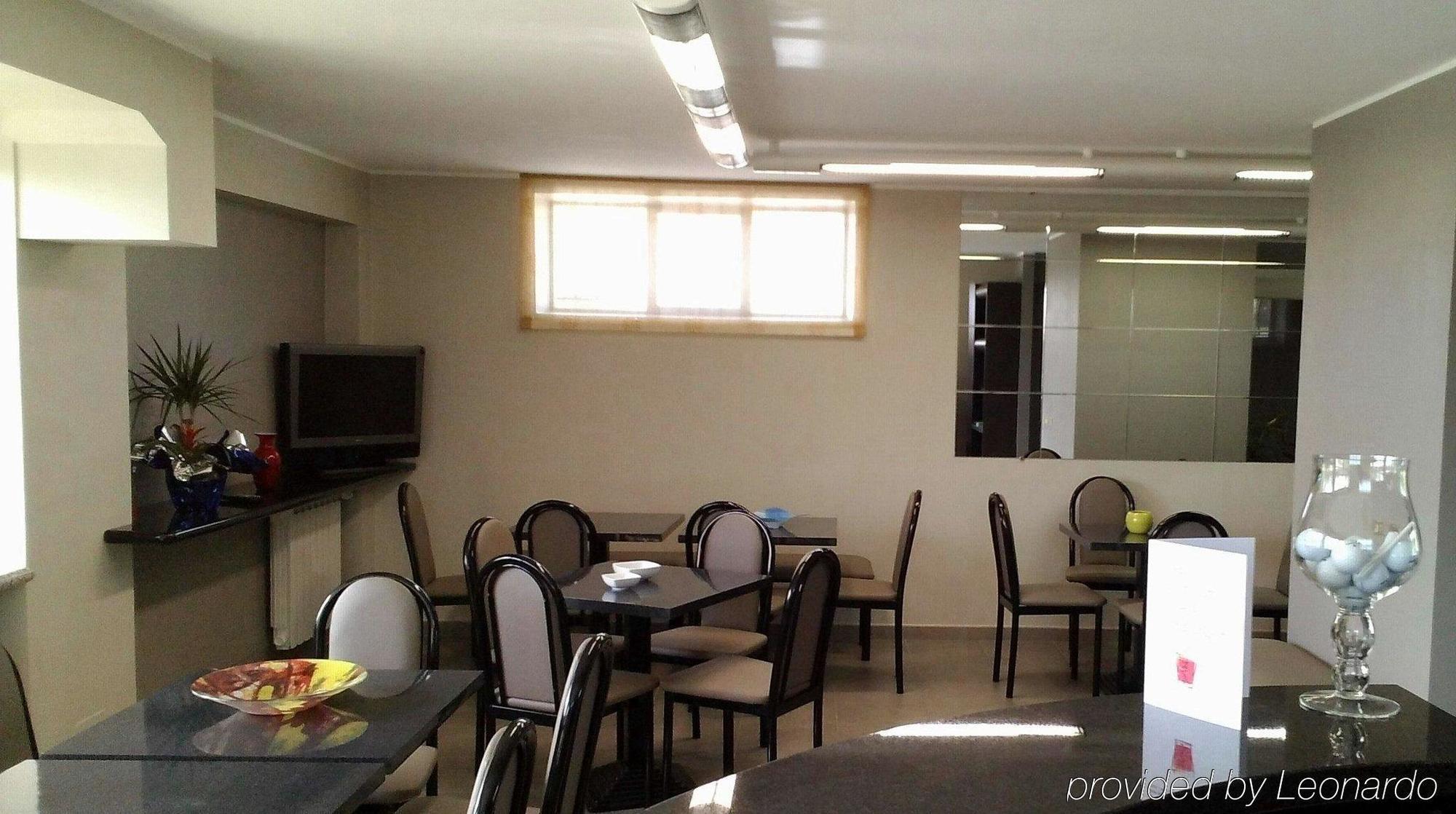 Veruno Albergo Residence Isotta מראה חיצוני תמונה