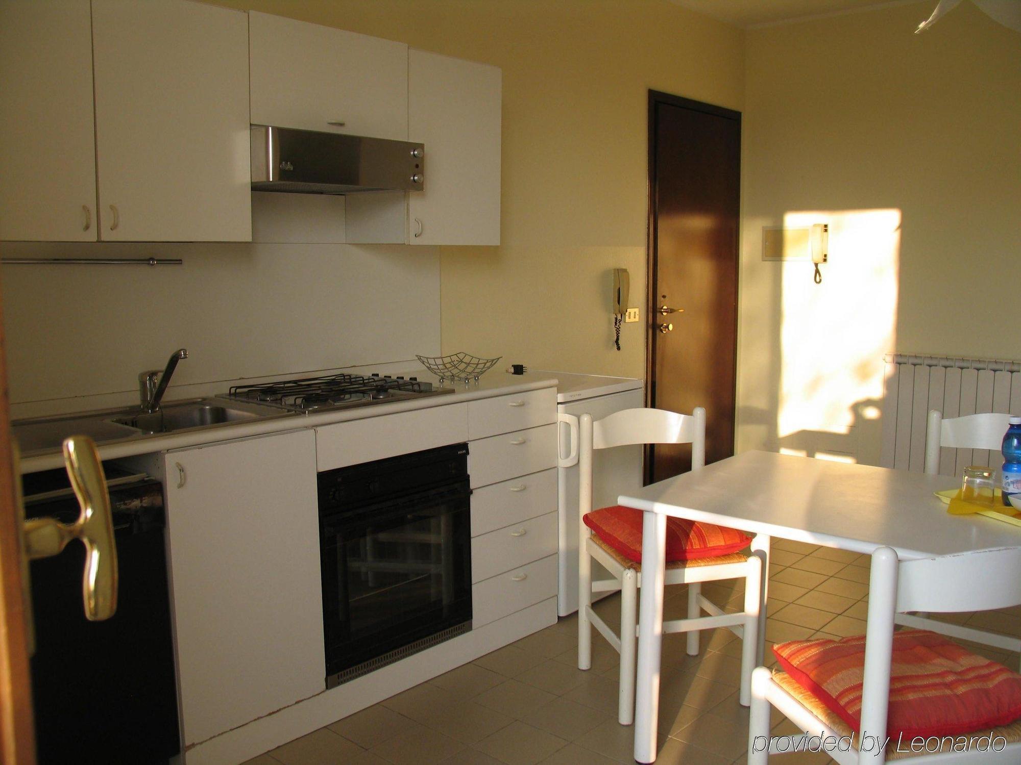 Veruno Albergo Residence Isotta מראה חיצוני תמונה