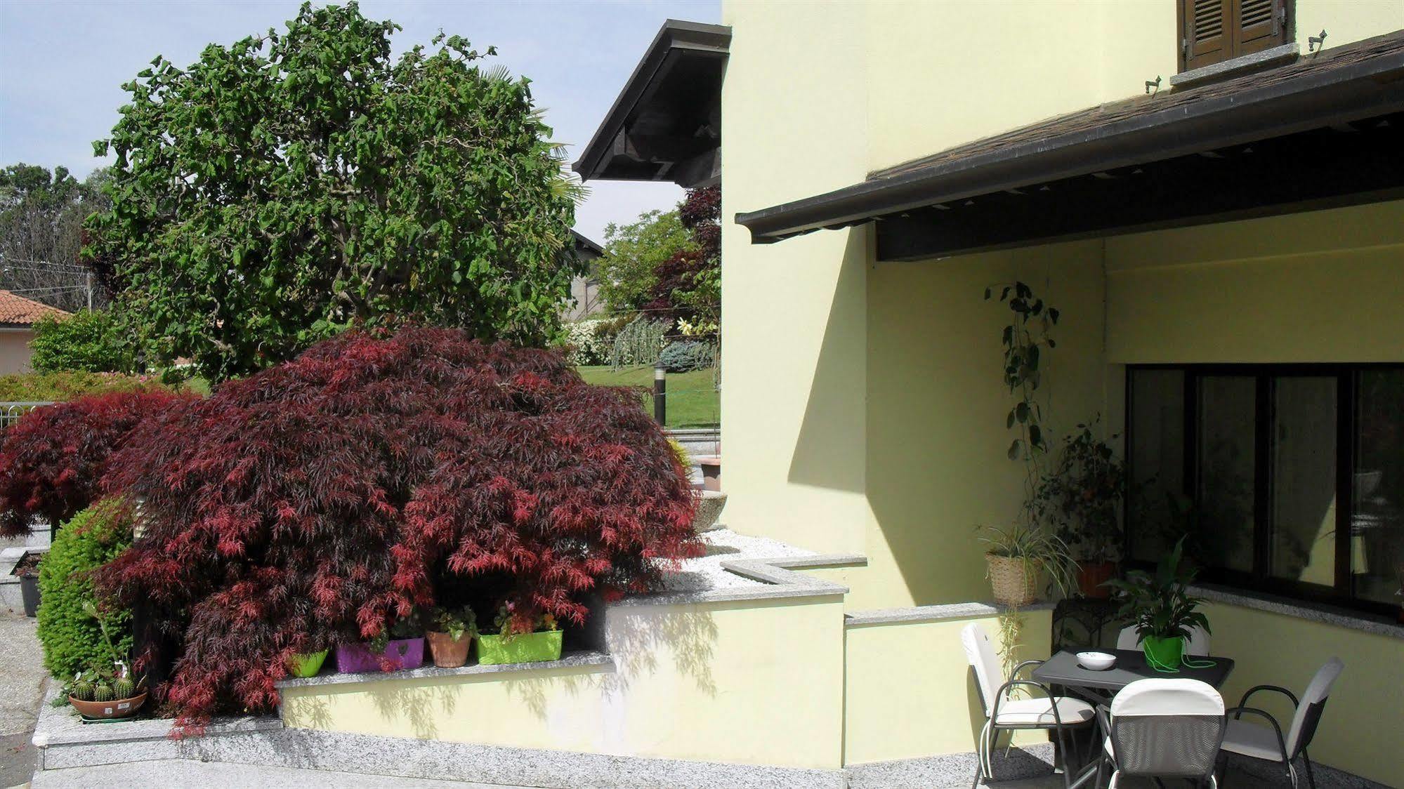 Veruno Albergo Residence Isotta מראה חיצוני תמונה