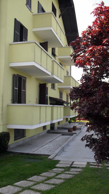 Veruno Albergo Residence Isotta מראה חיצוני תמונה
